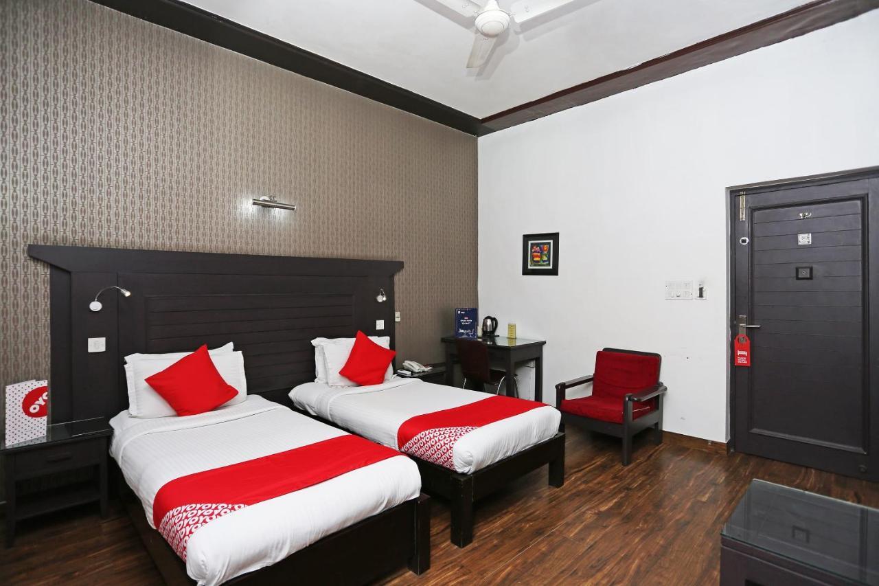 Hotel Chalet New Delhi Exterior foto
