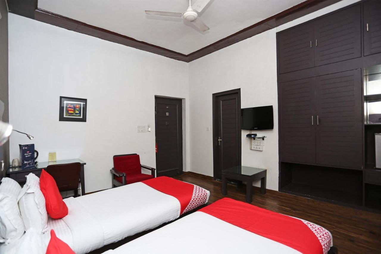 Hotel Chalet New Delhi Exterior foto