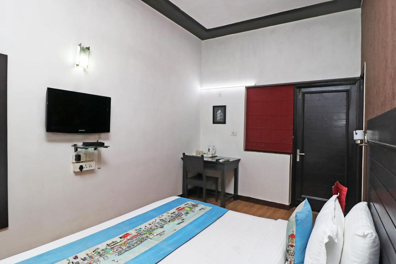 Hotel Chalet New Delhi Exterior foto