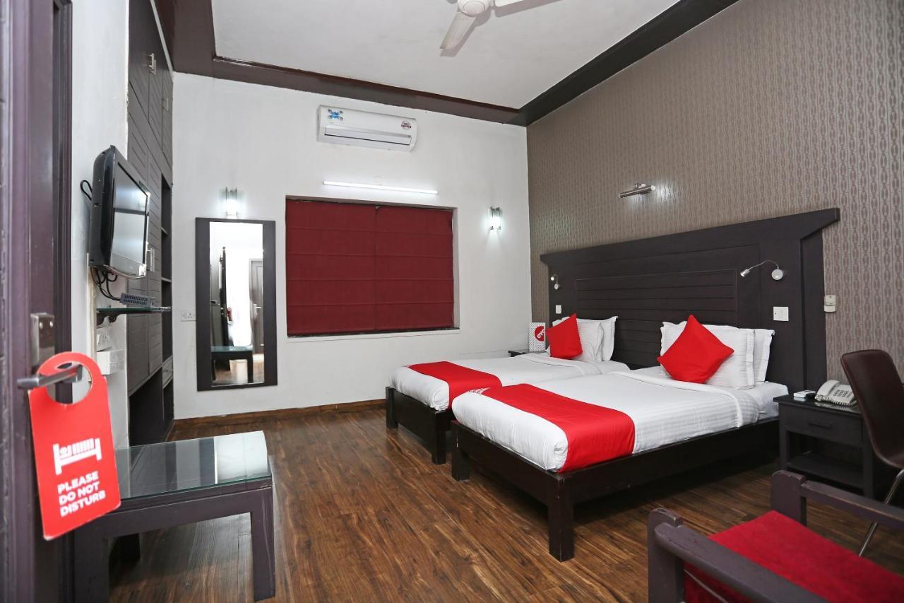 Hotel Chalet New Delhi Exterior foto