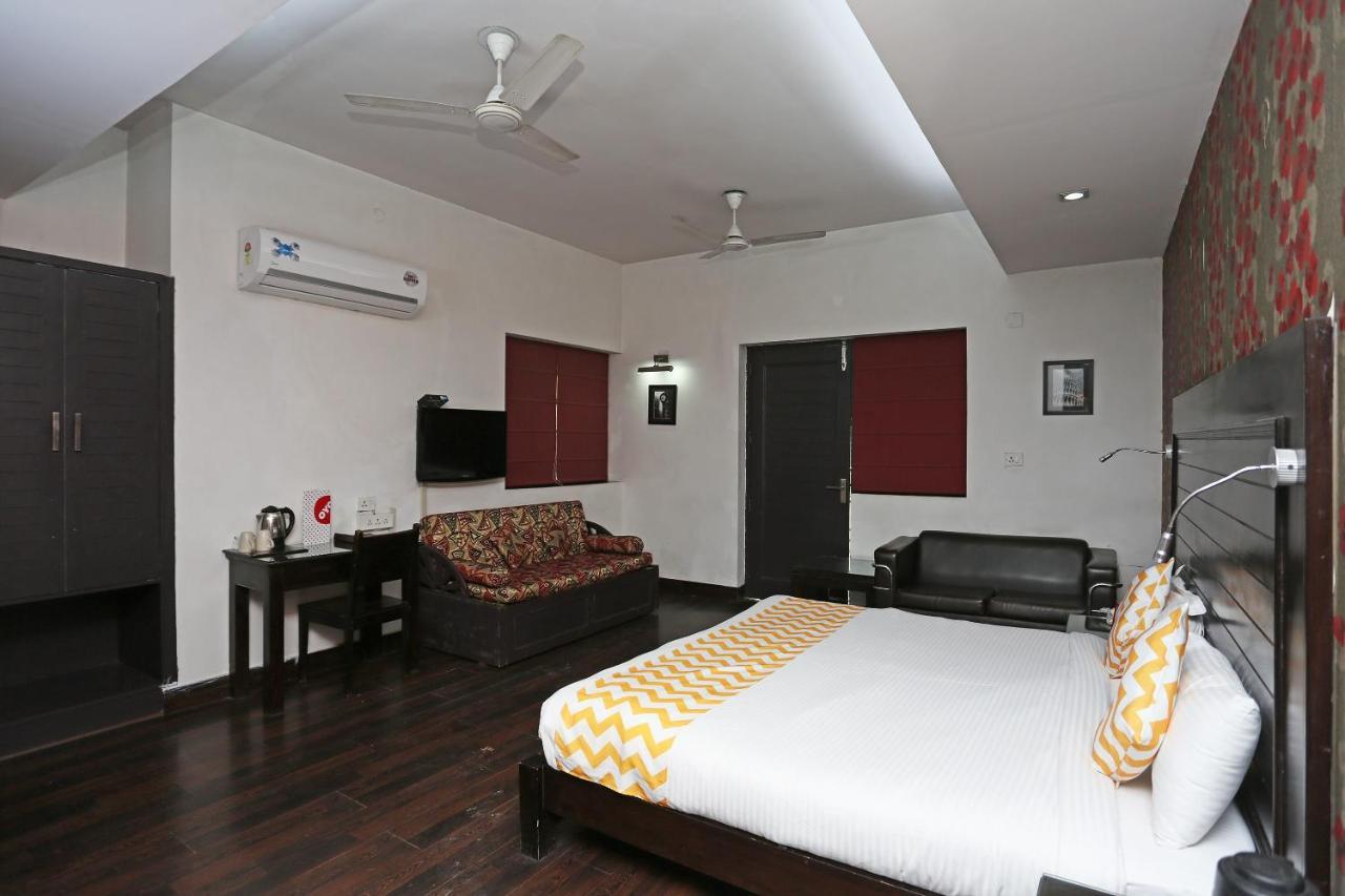 Hotel Chalet New Delhi Exterior foto