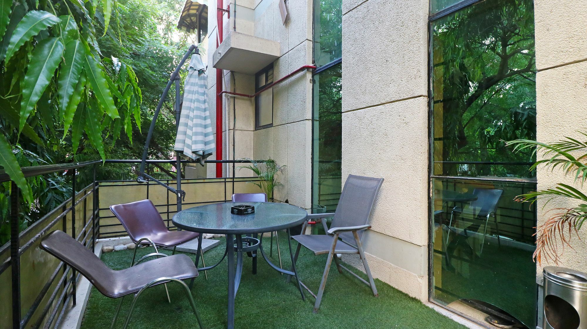 Hotel Chalet New Delhi Exterior foto