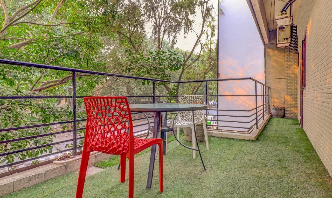 Hotel Chalet New Delhi Exterior foto