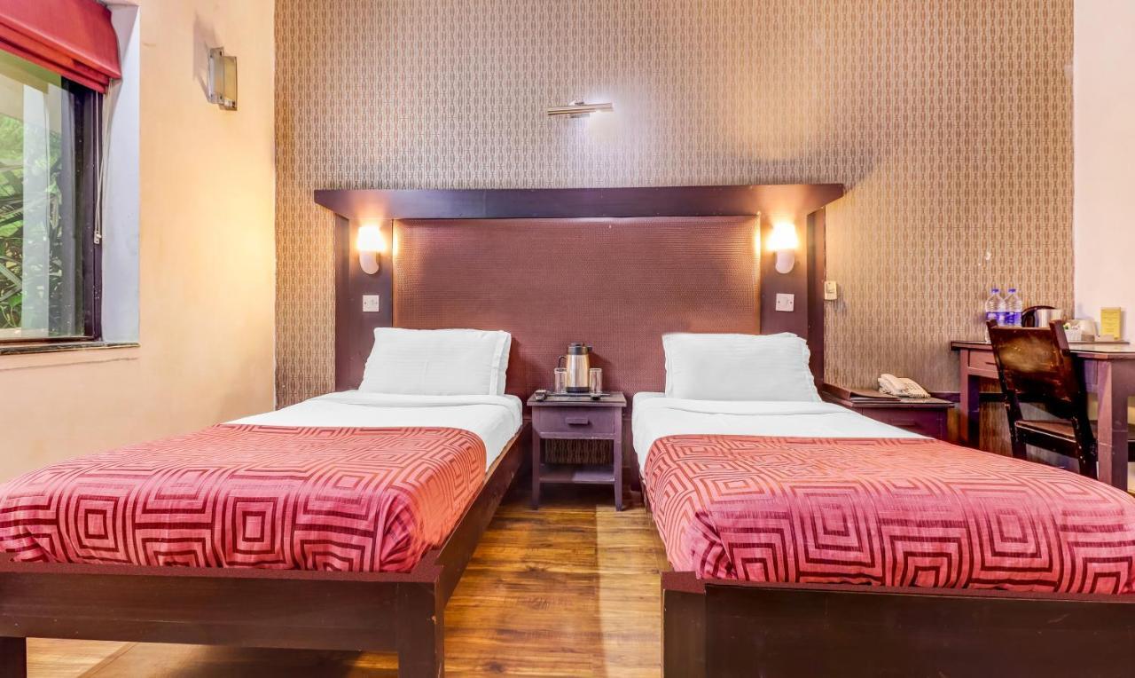 Hotel Chalet New Delhi Exterior foto