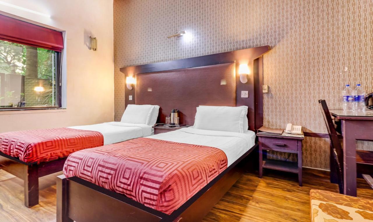 Hotel Chalet New Delhi Exterior foto