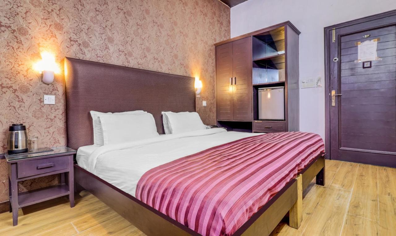 Hotel Chalet New Delhi Exterior foto
